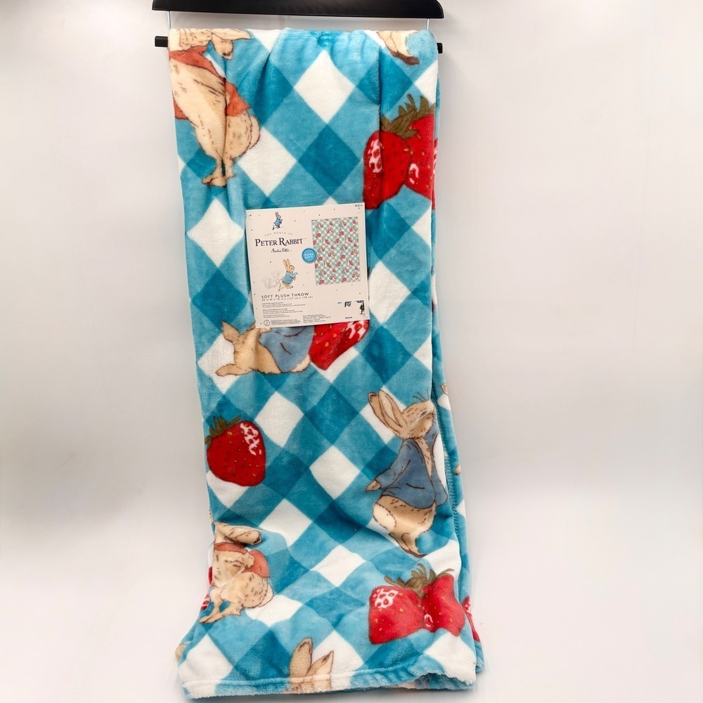 Peter Rabbit Beatrix Potter Soft Plush Throw Blanket‎ Blue Gingham Strawberry